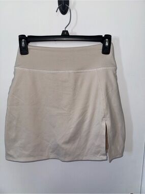 Beyond Yoga Cream Athletic Mini Skirt with Side Slit